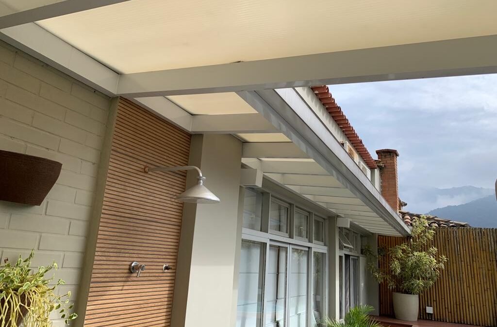 Coberturas em policarbonato em Ipanema